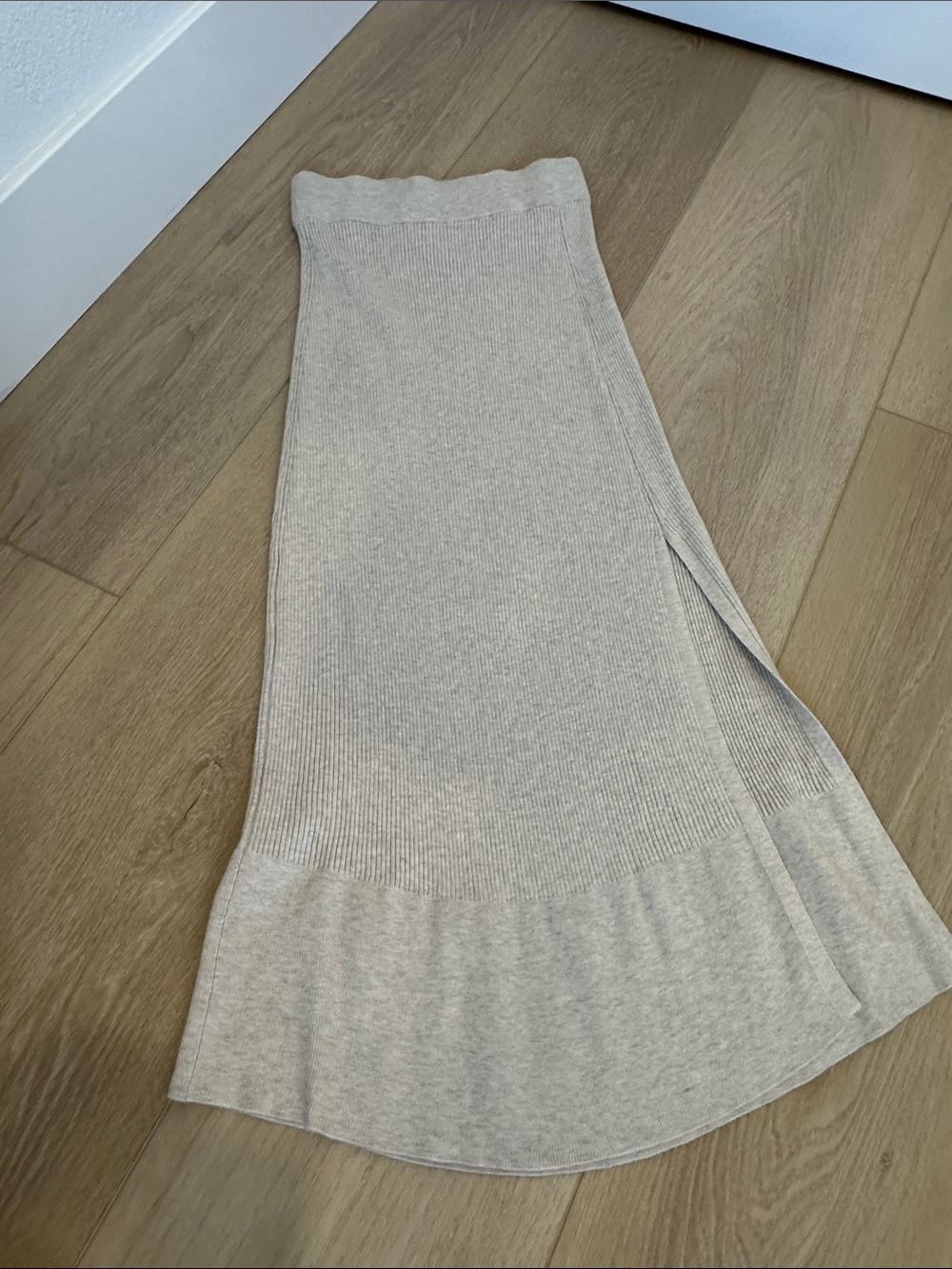 Splendid Neutral Knit Maxi Skirt in Light Beige